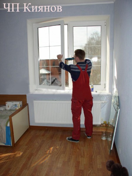 Замена уплотнителя окна,ремонт и регулировка в Днепропетровске